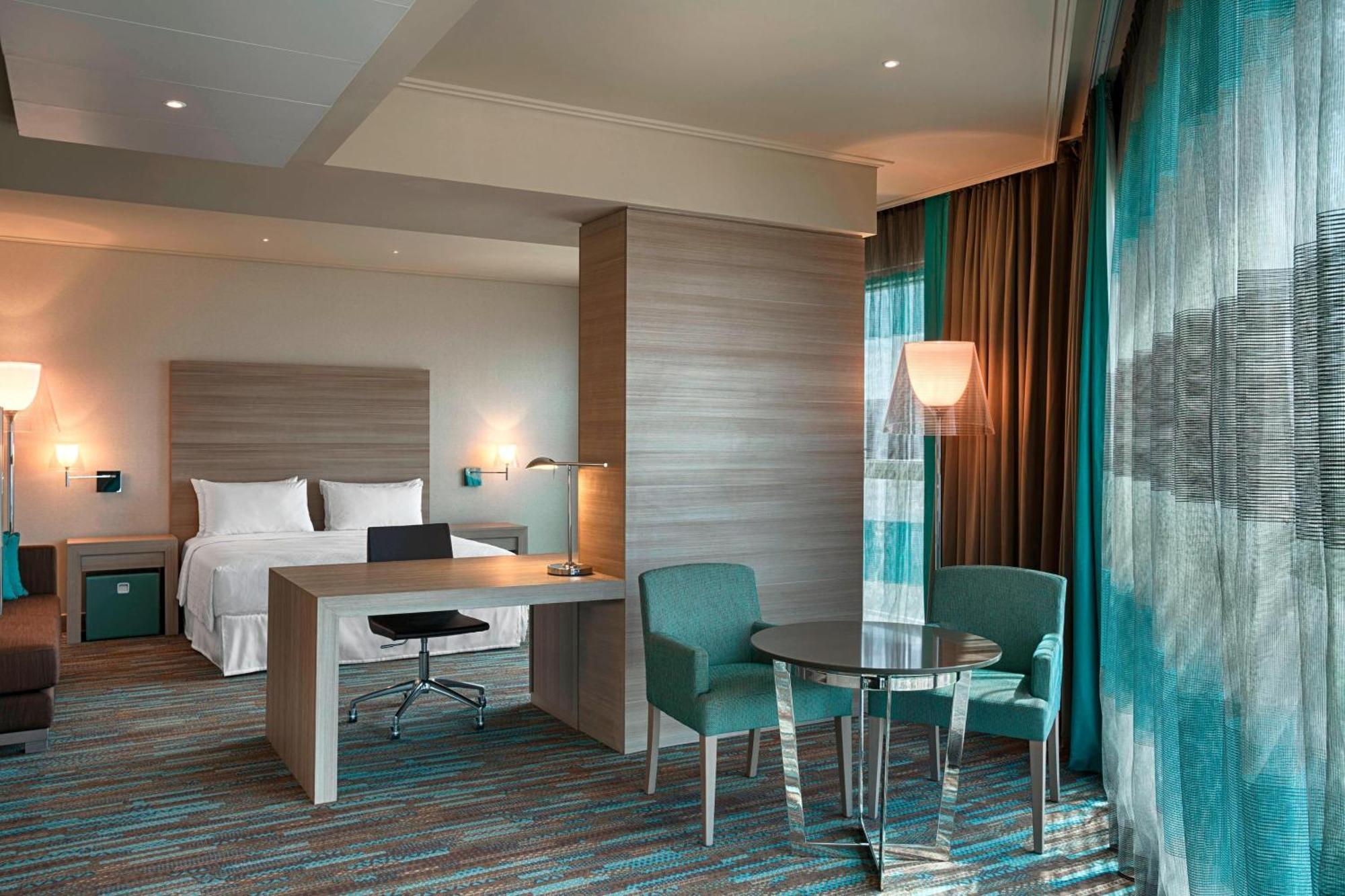 Four Points By Sheraton Orán Exterior foto